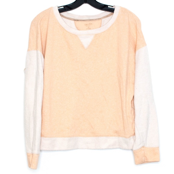 Calvin Klein Sweaters - ♥LAST CHANCE♥ Calvin Klein Quick Dry Sweatshirt D1